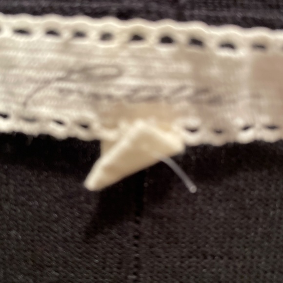 Black with white stripes vintage cardigan size large - Picture 2 of 4